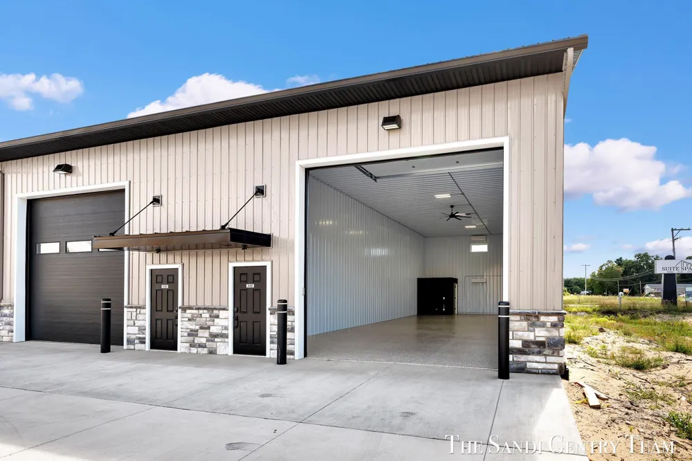 2695 Hein Road #B101 Dalton Township, MI 49445
