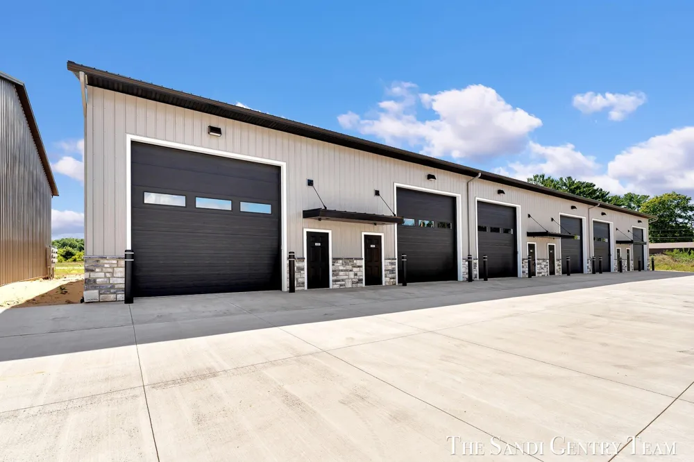 2695 Hein Road #B101 Dalton Township, MI 49445