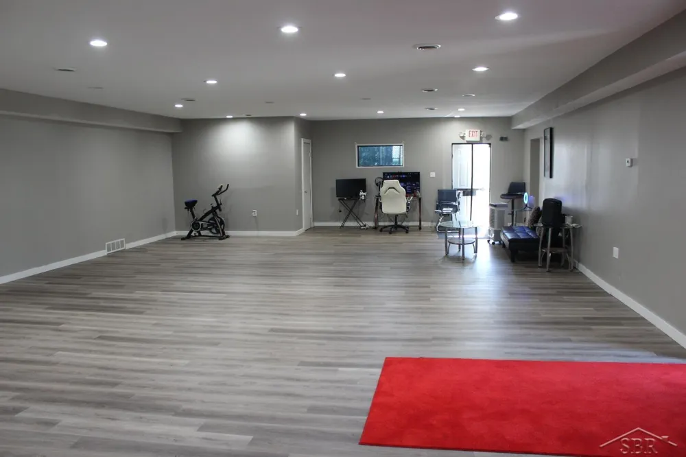 512 Germania Avenue Bay City City, MI 48706