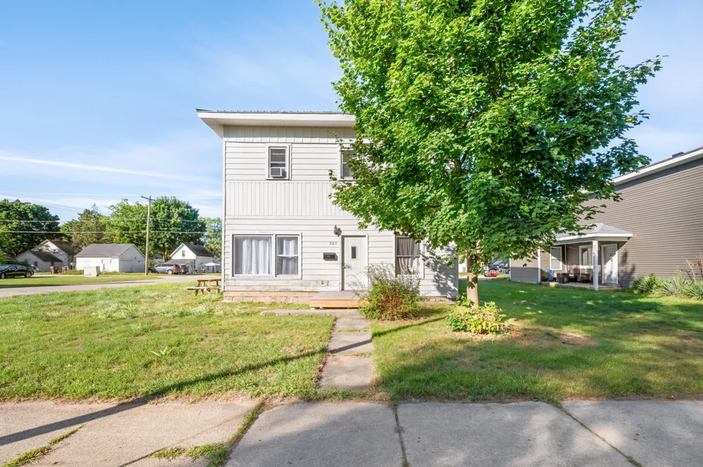 203 3rd Avenue Big Rapids City, MI 49307