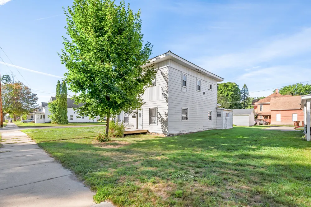 203 3rd Avenue Big Rapids City, MI 49307
