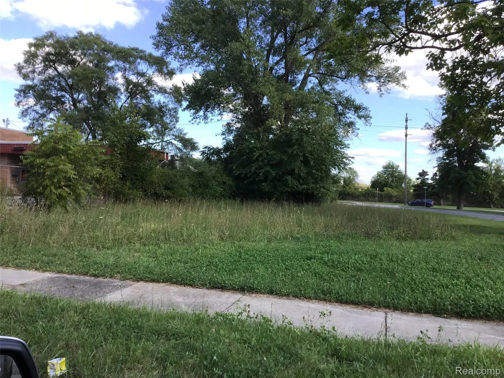 1620 King Street Saginaw City, MI 48602