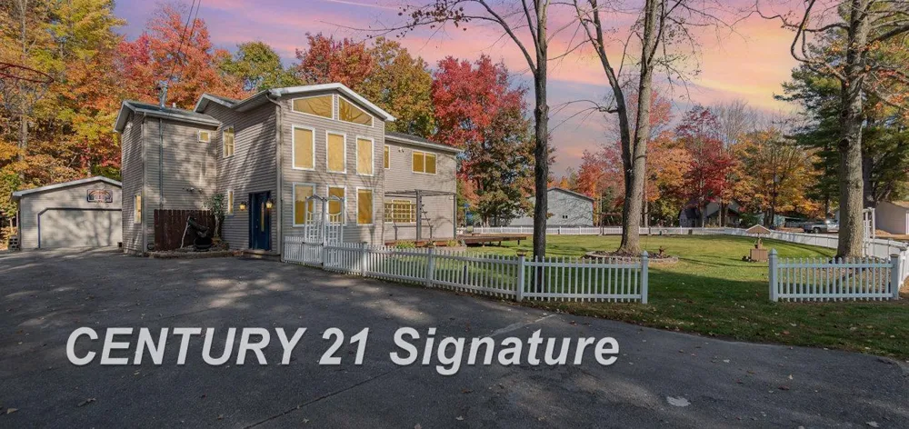7451 Narragannett Drive Hope Township, MI 48628