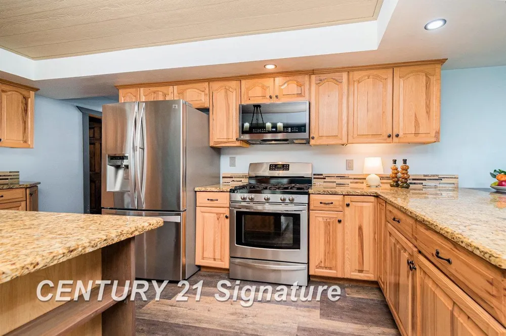 7451 Narragannett Drive Hope Township, MI 48628