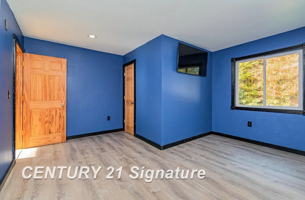 7451 Narragannett Drive Hope Township, MI 48628