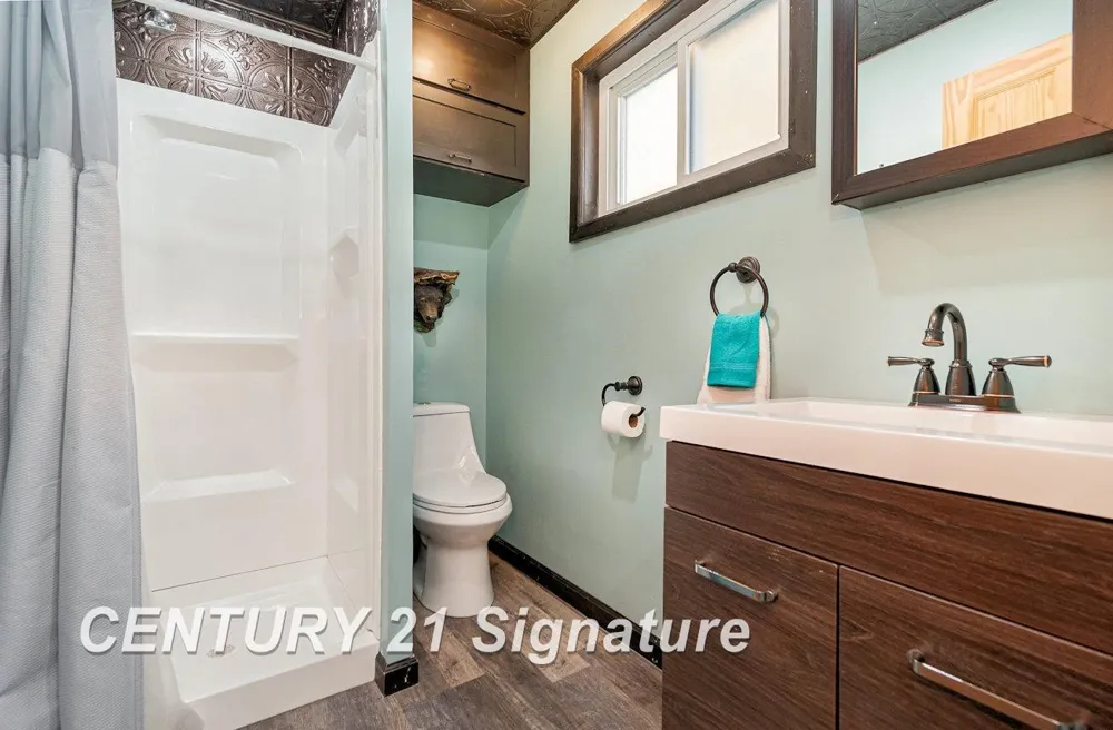 7451 Narragannett Drive Hope Township, MI 48628