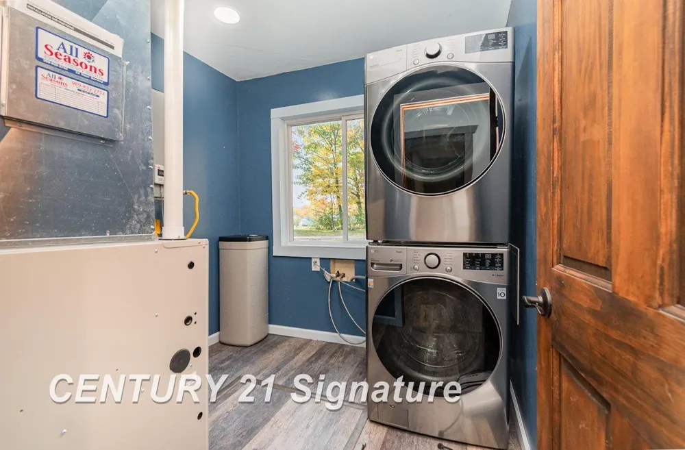 7451 Narragannett Drive Hope Township, MI 48628