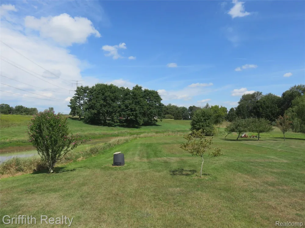 5748 W Coon Lake Road Marion Township, MI 48843