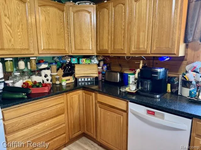 5748 W Coon Lake Road Marion Township, MI 48843