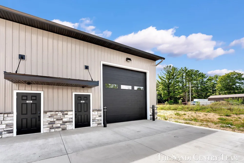 2695 Hein Road #B103 Dalton Township, MI 49445