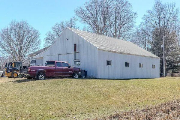 832 W Front Street Burr Oak Village, MI 49030