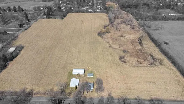 832 W Front Street Burr Oak Village, MI 49030