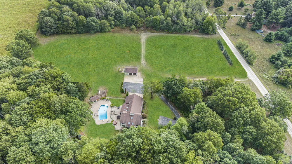 5821 W 88th Street Sheridan Charter Township, MI 49412