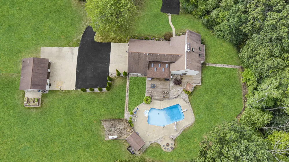 5821 W 88th Street Sheridan Charter Township, MI 49412
