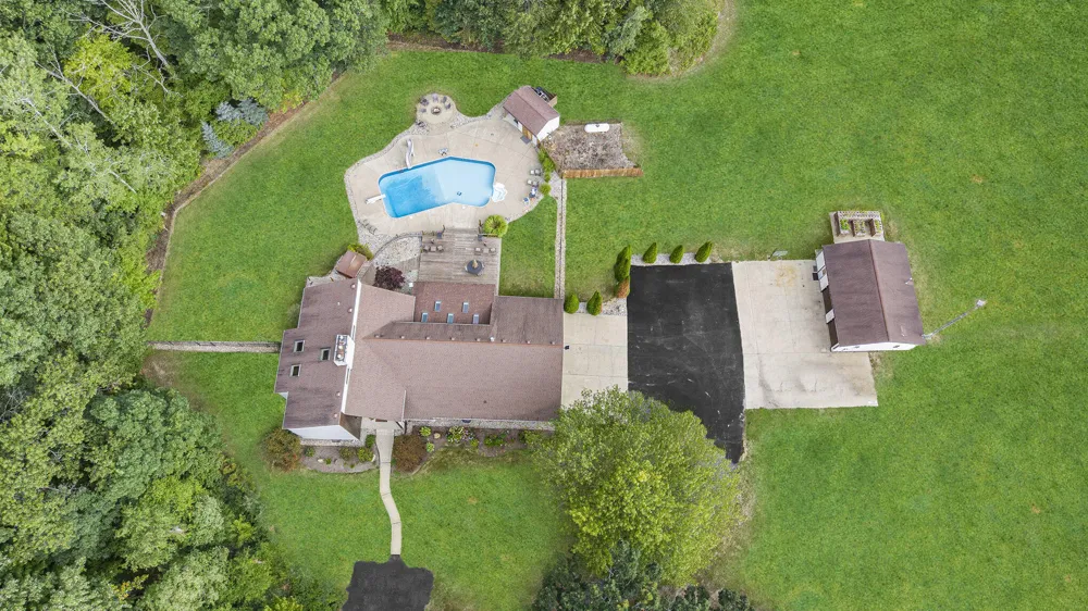 5821 W 88th Street Sheridan Charter Township, MI 49412