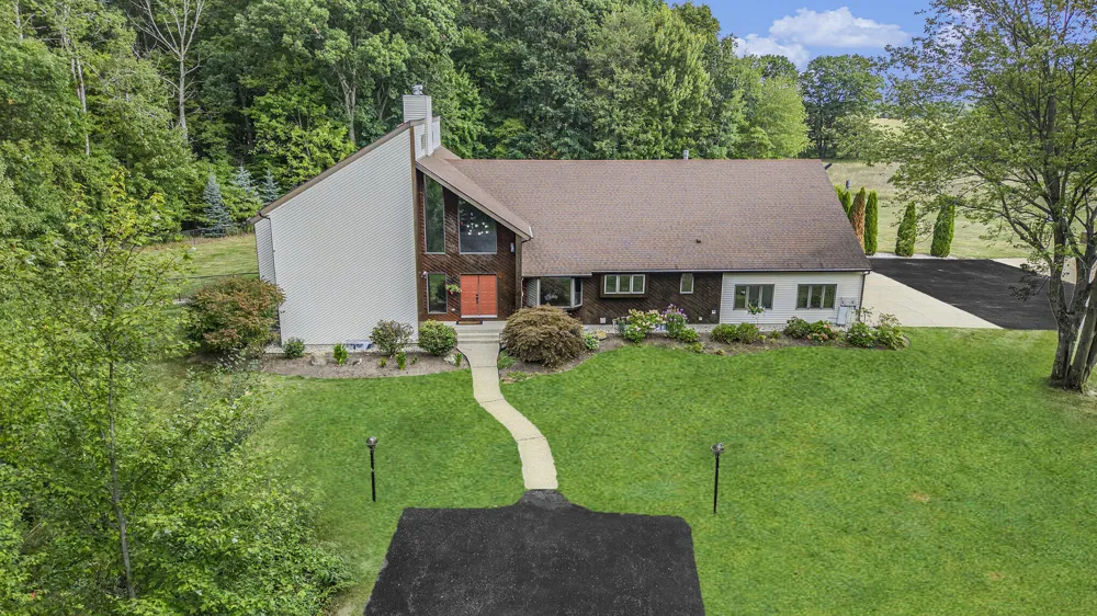 5821 W 88th Street Sheridan Charter Township, MI 49412
