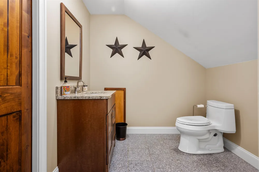 3888 Swaney Road Peninsula Township, MI 49686