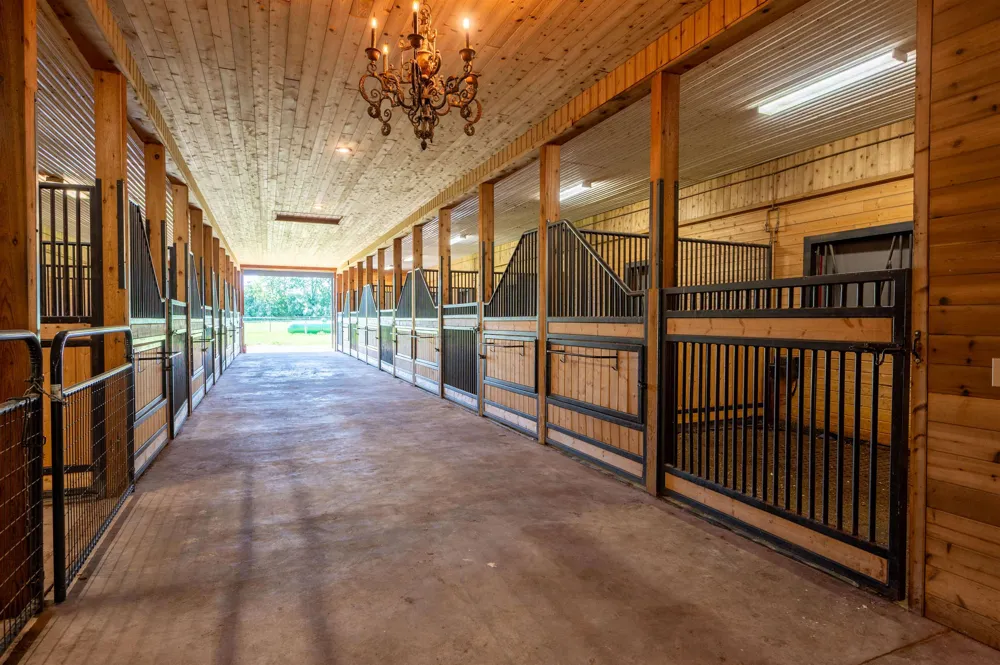 3888 Swaney Road Peninsula Township, MI 49686