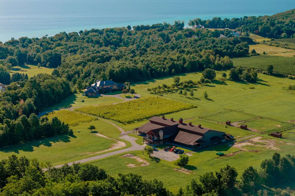 3888 Swaney Road Peninsula Township, MI 49686
