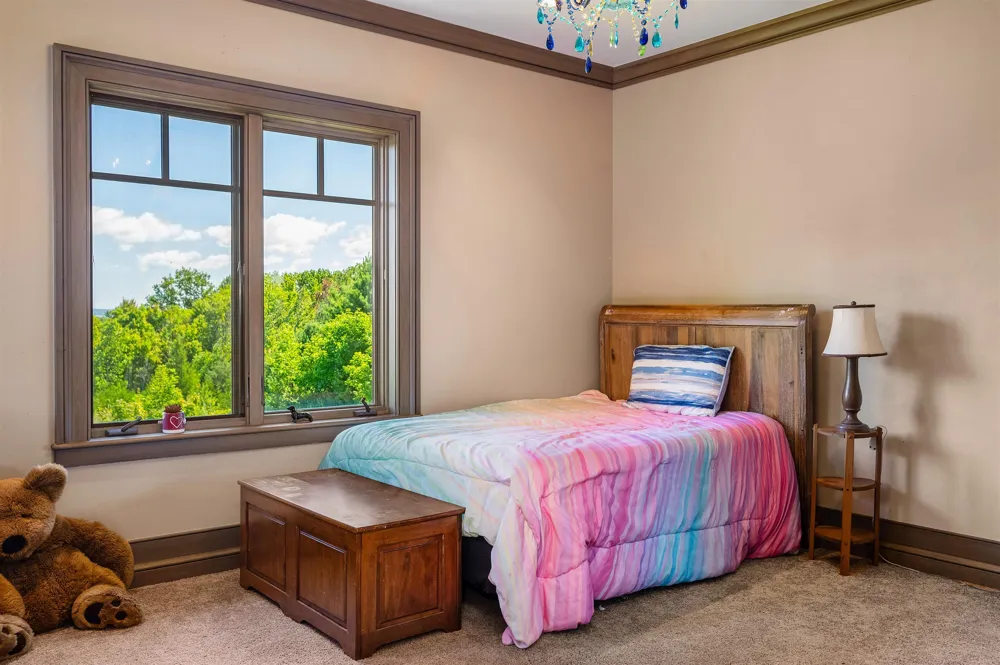 3888 Swaney Road Peninsula Township, MI 49686
