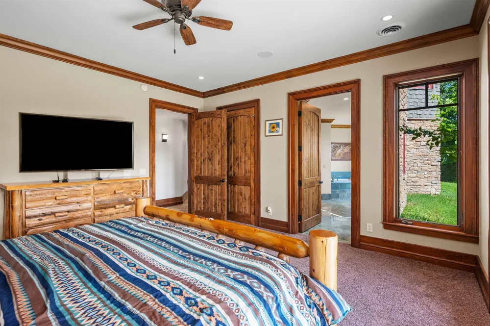 3888 Swaney Road Peninsula Township, MI 49686