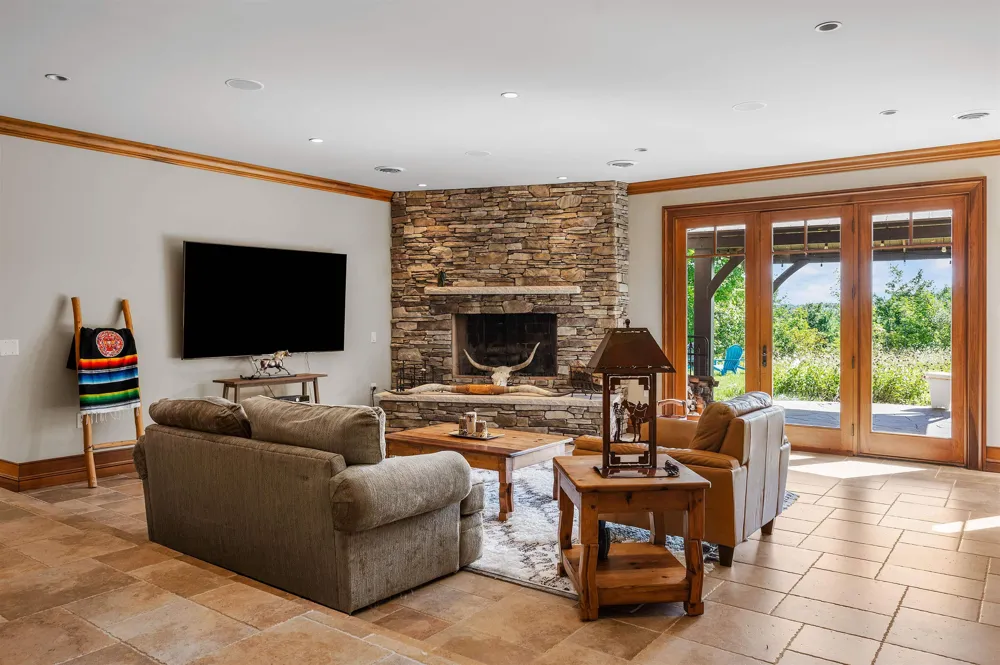 3888 Swaney Road Peninsula Township, MI 49686