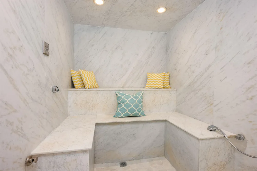 3888 Swaney Road Peninsula Township, MI 49686