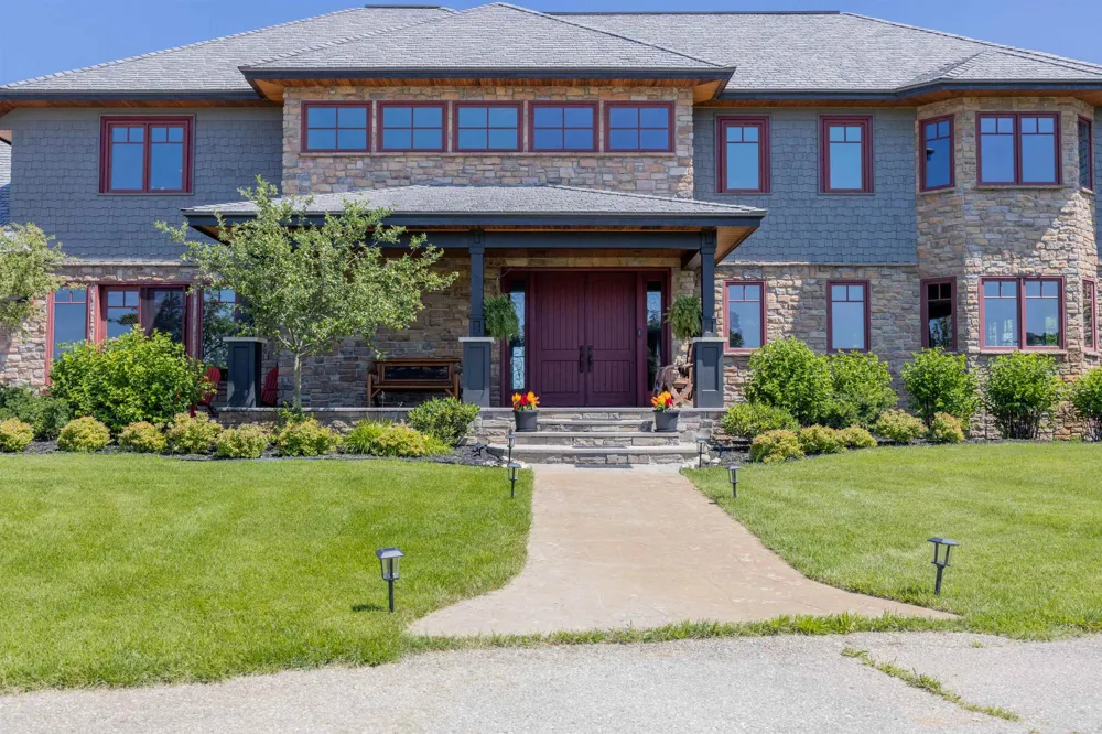 3888 Swaney Road Peninsula Township, MI 49686