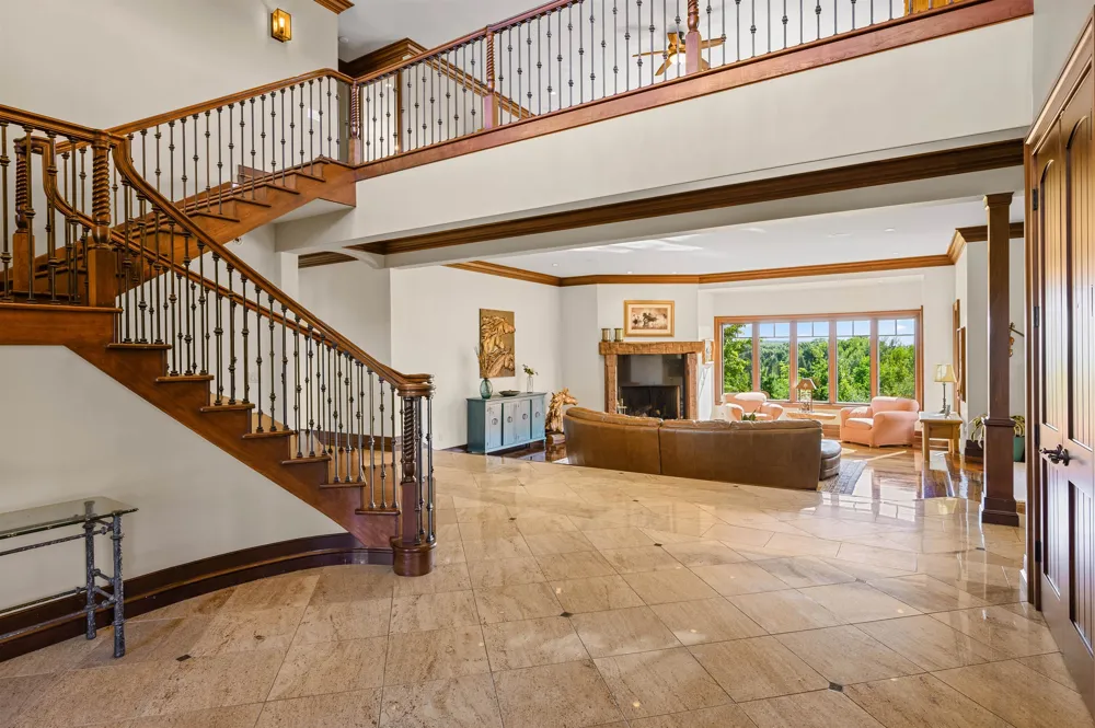 3888 Swaney Road Peninsula Township, MI 49686
