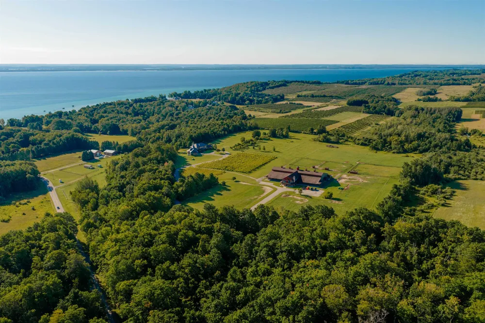 3888 Swaney Road Peninsula Township, MI 49686