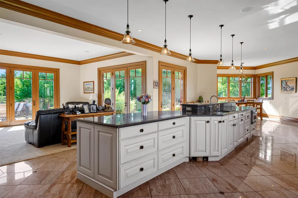 3888 Swaney Road Peninsula Township, MI 49686