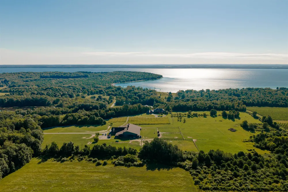 3888 Swaney Road Peninsula Township, MI 49686