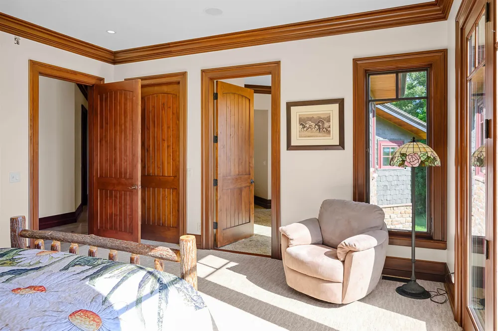3888 Swaney Road Peninsula Township, MI 49686