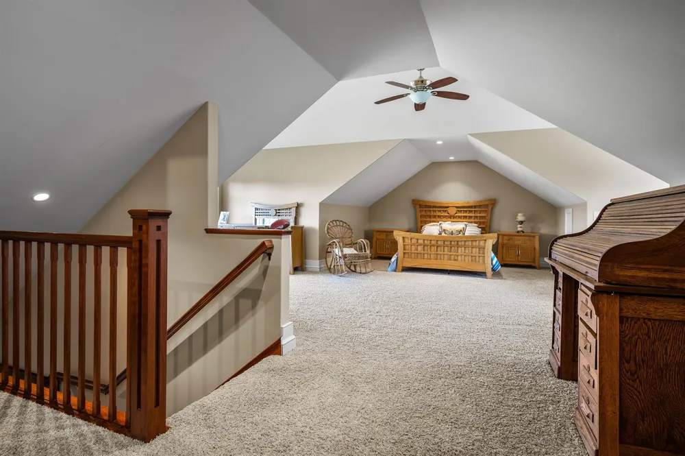 3888 Swaney Road Peninsula Township, MI 49686
