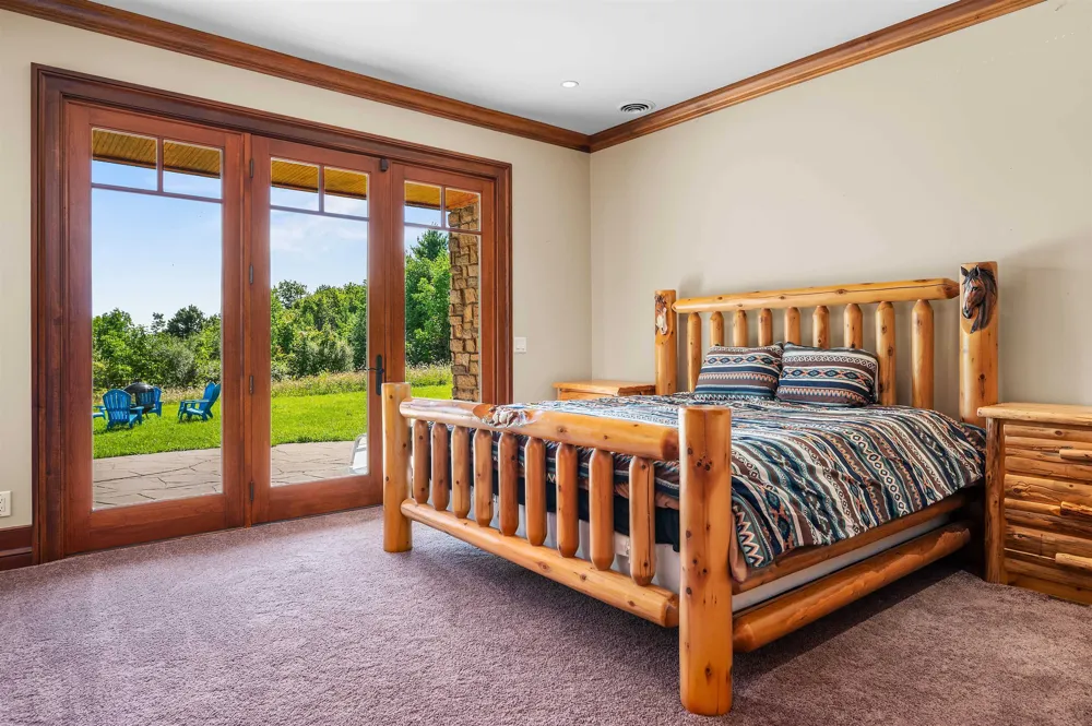 3888 Swaney Road Peninsula Township, MI 49686