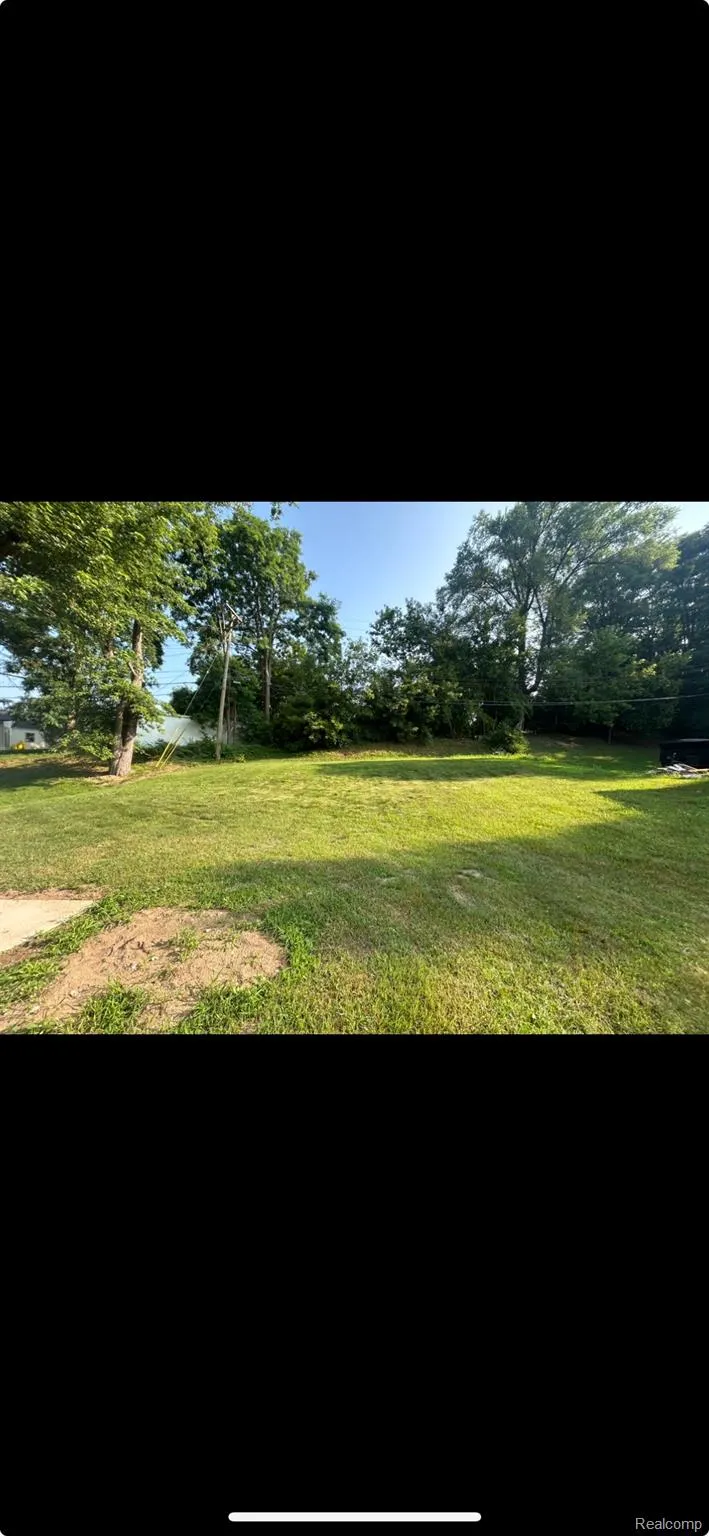 2087 E Walton Boulevard Auburn Hills City, MI 48326