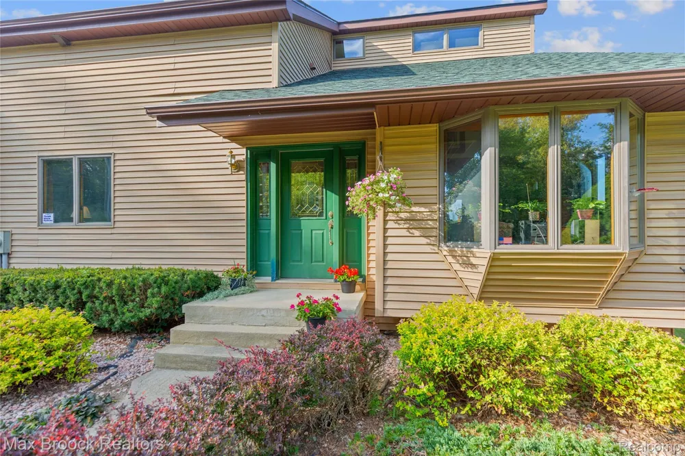 4700 Stanley Road Columbiaville Village, MI 48421