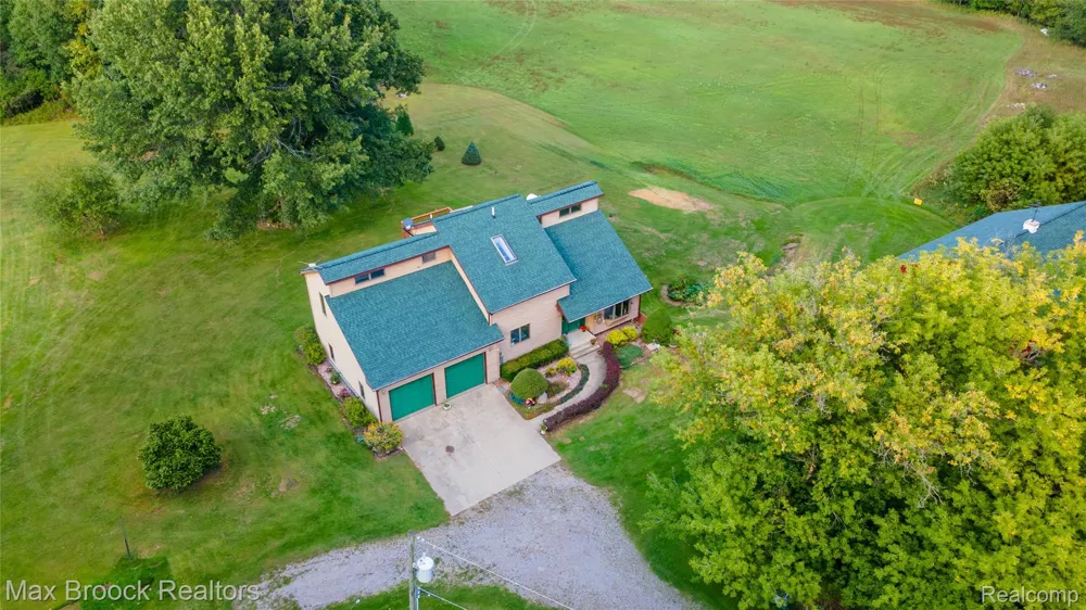 4700 Stanley Road Columbiaville Village, MI 48421