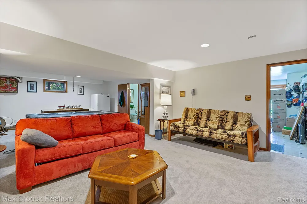 4700 Stanley Road Columbiaville Village, MI 48421