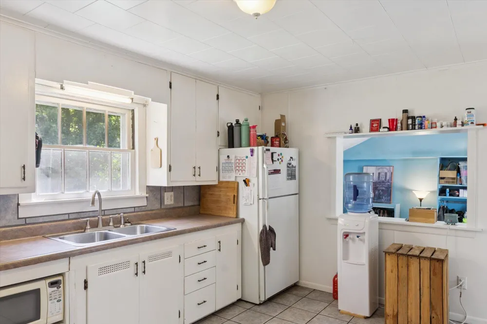 617 S Lansing Street Mt Pleasant City, MI 48858