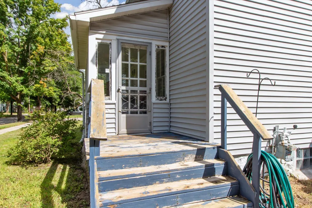 617 S Lansing Street Mt Pleasant City, MI 48858