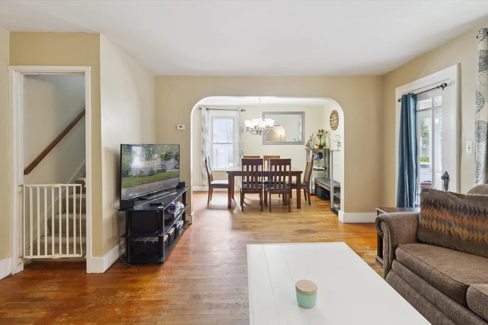 617 S Lansing Street Mt Pleasant City, MI 48858