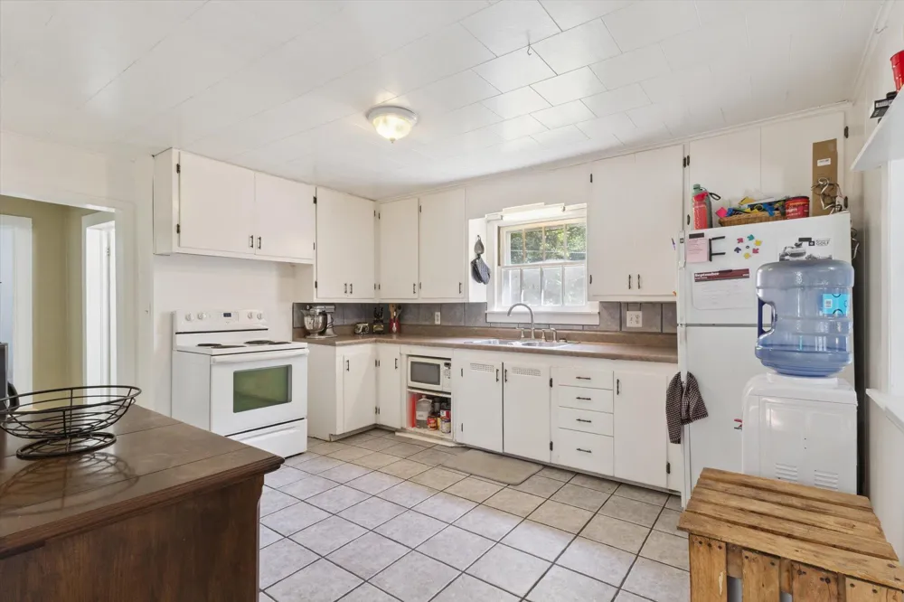 617 S Lansing Street Mt Pleasant City, MI 48858