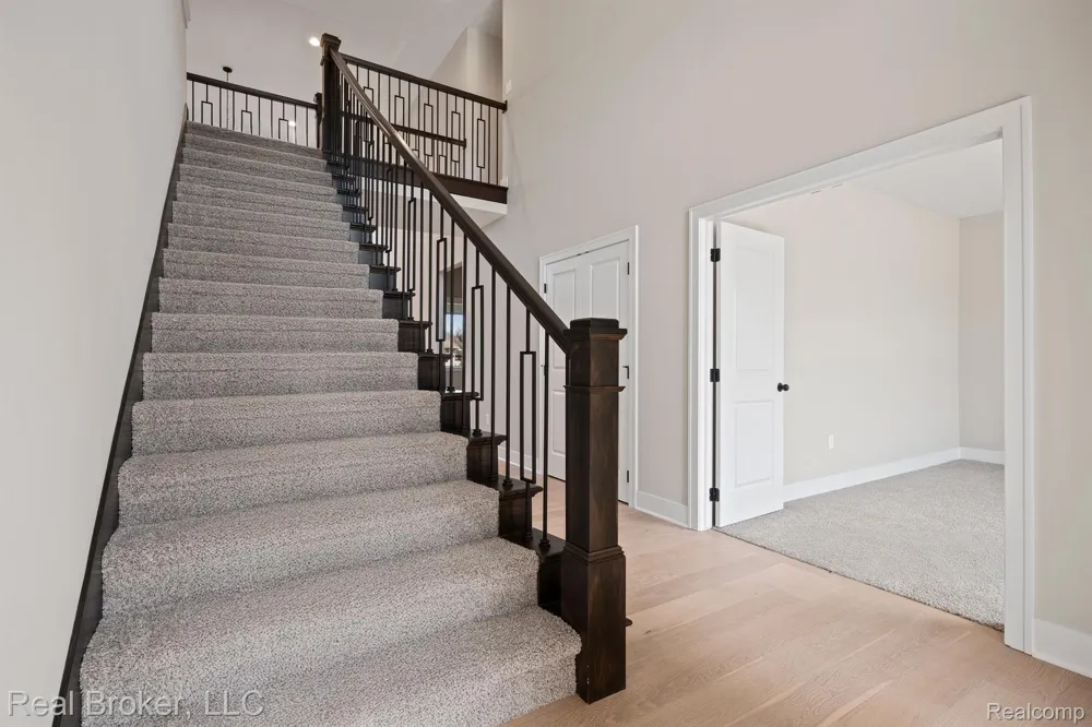 35689 WINDRIDGE DRIVE New Baltimore City, MI 48047