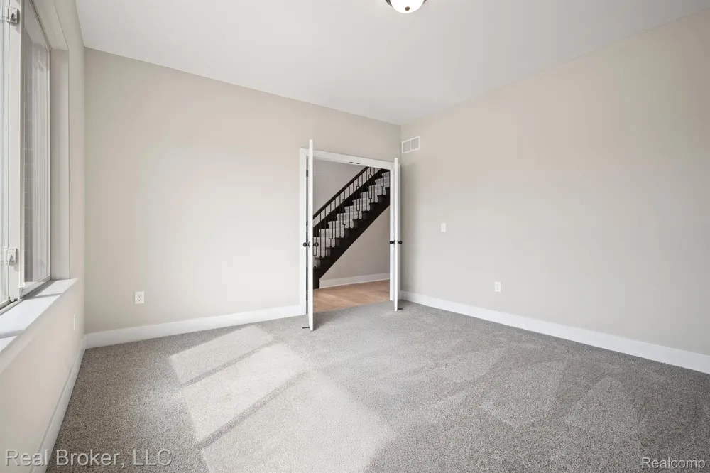 35689 WINDRIDGE DRIVE New Baltimore City, MI 48047