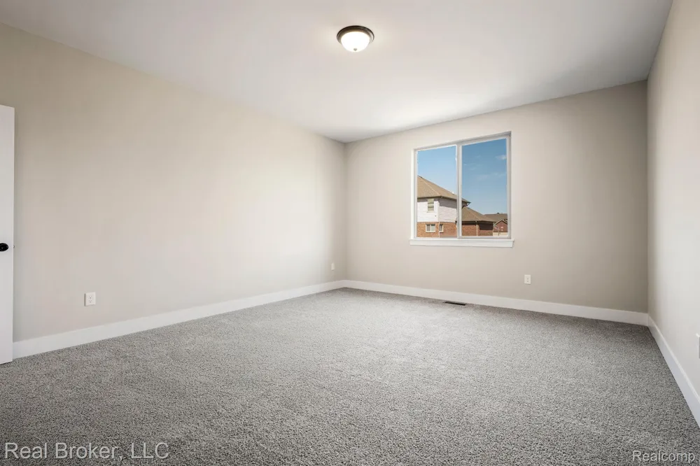 35689 WINDRIDGE DRIVE New Baltimore City, MI 48047