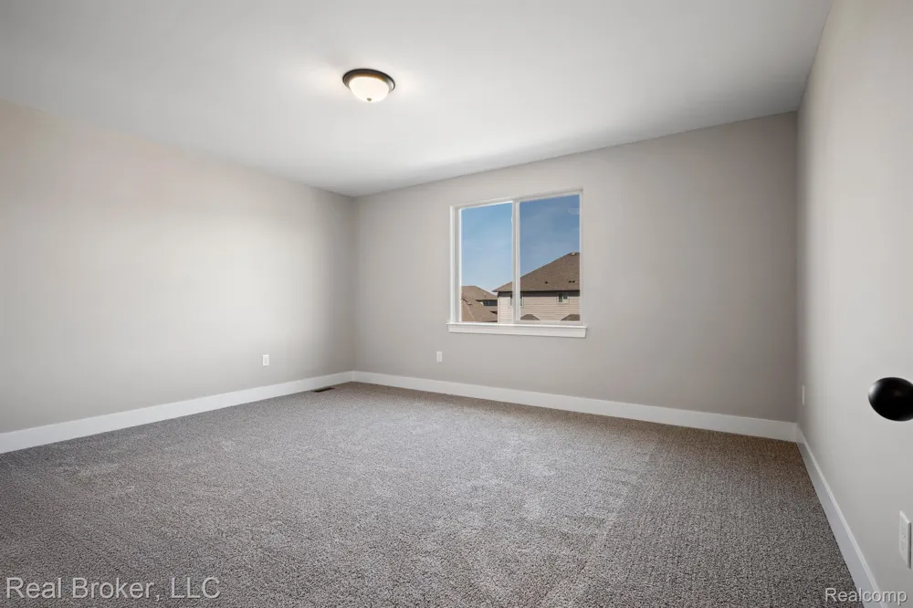 35689 WINDRIDGE DRIVE New Baltimore City, MI 48047