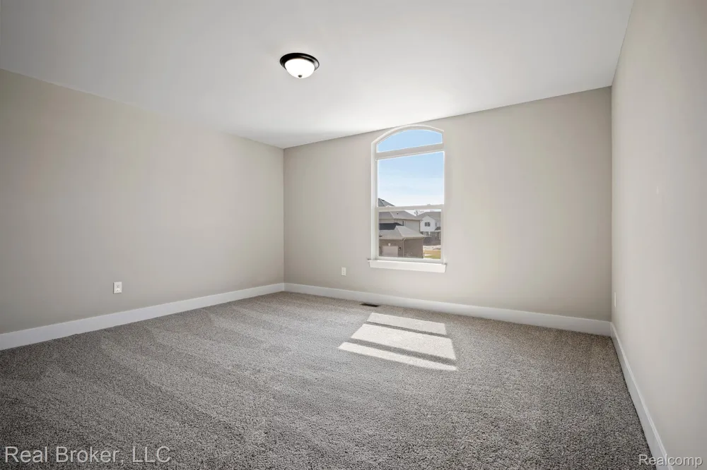 35689 WINDRIDGE DRIVE New Baltimore City, MI 48047