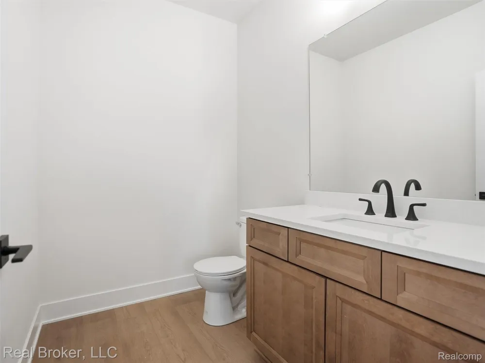 35689 WINDRIDGE DRIVE New Baltimore City, MI 48047