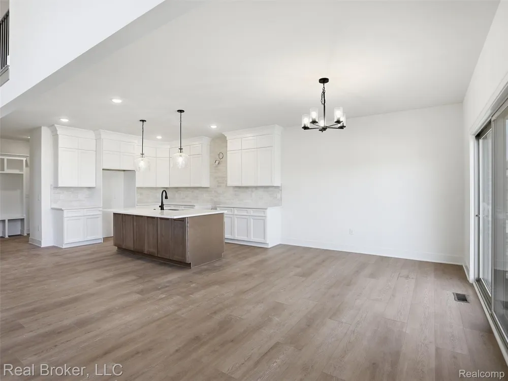 35689 WINDRIDGE DRIVE New Baltimore City, MI 48047